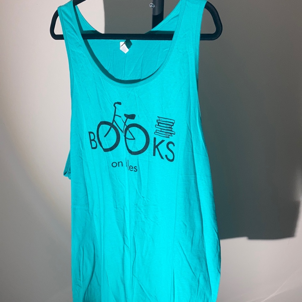 XXL Books on bikes tank top